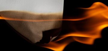 как гадать на тенях от огня