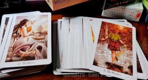 Дополнительные карты в раскладе Таро: доставать или нет?